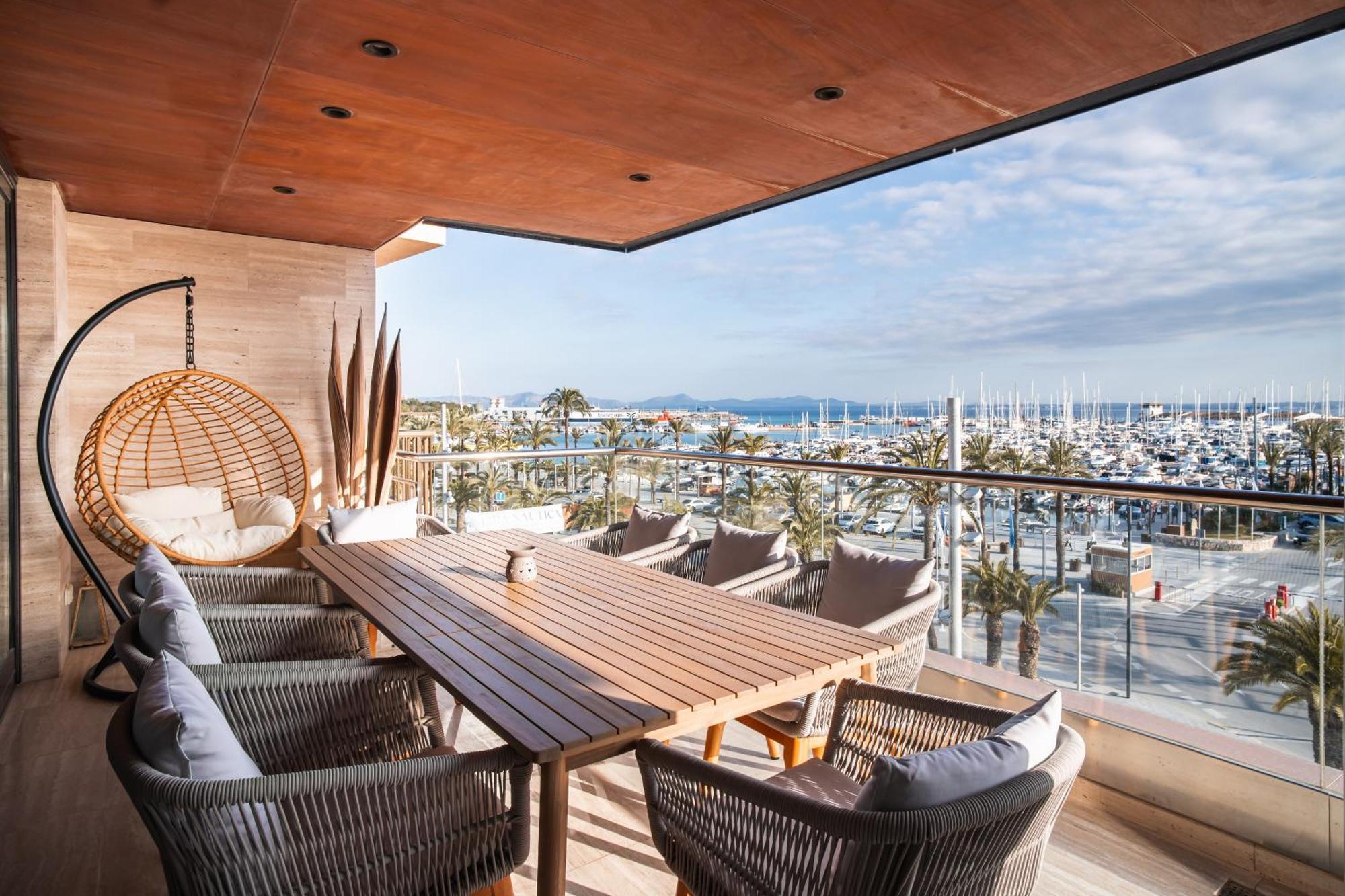 Luxury Sea View Apartment In Puerto De Alcudia Exteriér fotografie